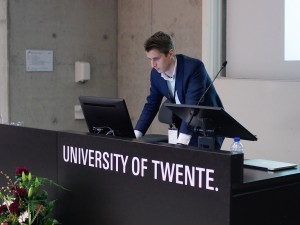 30. AMAC-2017 2017-04-21 100 P4210101 VanLoon